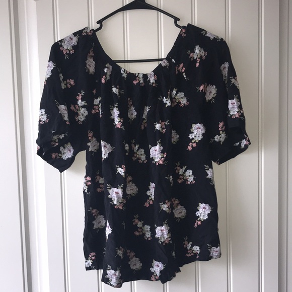 Floral blouse - Picture 2 of 4